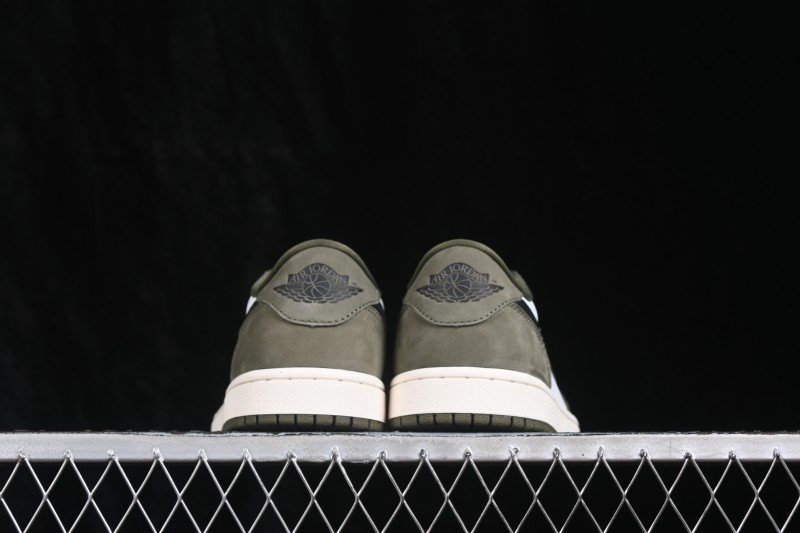 Nike Air Jordan 1 Low OG Men's Basketball Lifestyle Shoes with Retro Design - HQ6998-200