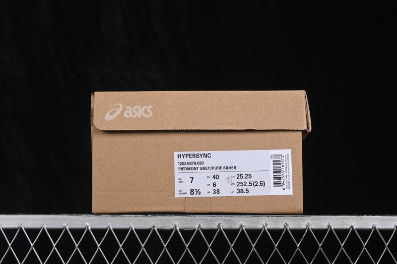 Asics Hypersync Retro Sneakers with Breathable Lightweight Sole - 1203A879-020