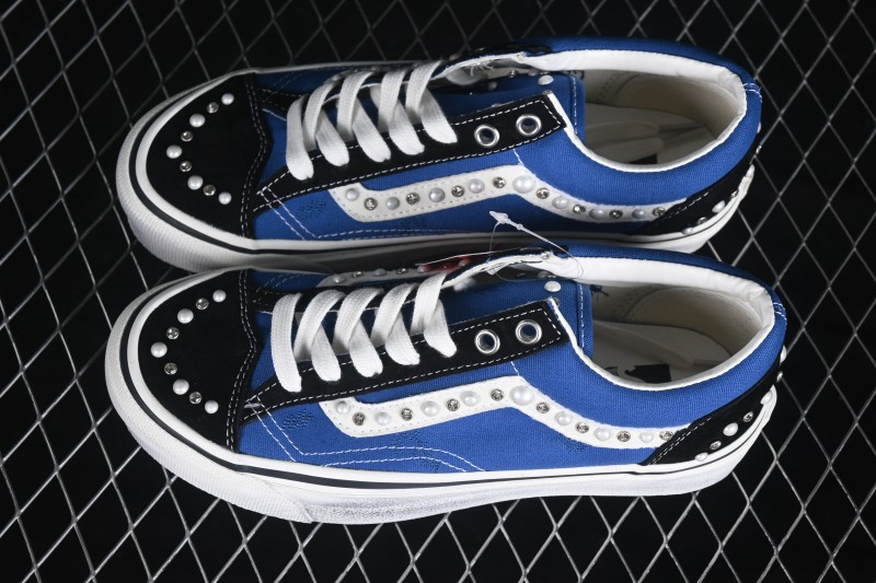 Vans Old Skool Low Top Casual Skateboarding Shoes - VN000E8VYA6