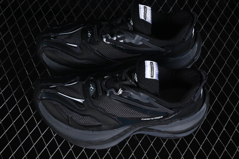 Balenciaga Jet Embossed Print Round-Toe Thick-Sole Low-Top Dad Sneakers - WMRTN1000