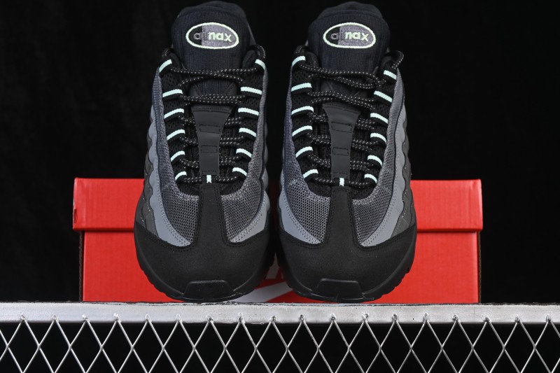 Nike Air Max 95 Retro Running Shoes with Air Cushioning - HM0622-001