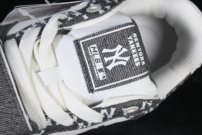 NEW YORK YANKEES Chunky Liner Pocket Monogram Thick-Soled Casual Running Shoes - 3ASXM026N50CGS