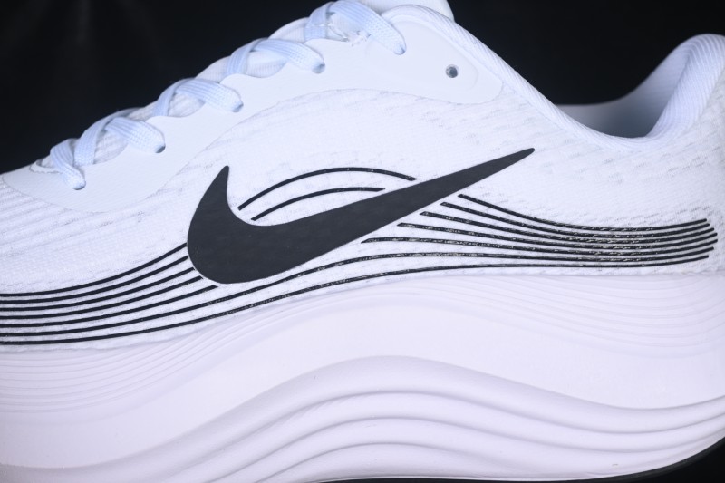 Nike Journey Run Low-Top Running Shoes with Cushioning, Anti-Slip and Wear-Resistant Design - FB7765-006