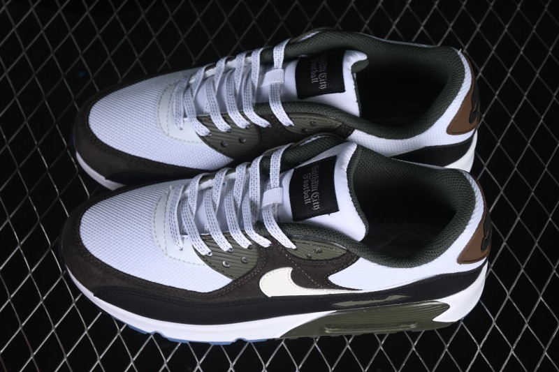 Nike Air Max 90 Retro Running Shoes with Visible Air Cushioning - II7592-100
