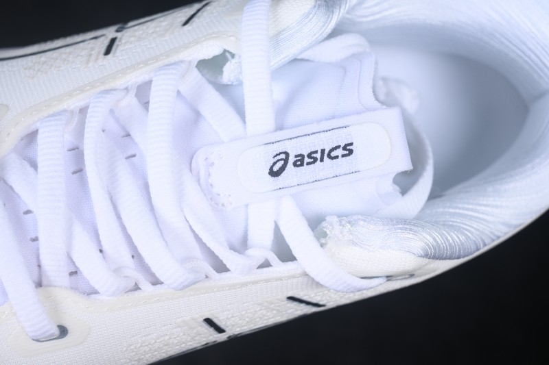 Asics Gel-Kayano 33 Running Shoes with Breathable Mesh and Professional Cushioning - 1011C169-102