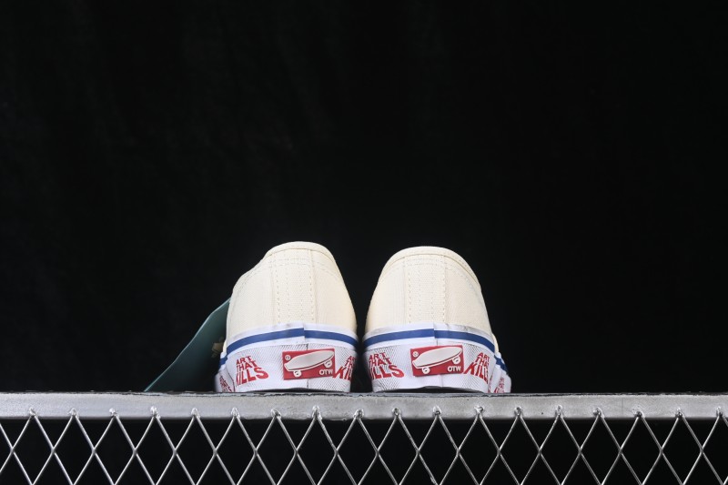 Vans Authentic 44 Low-Top Casual Vulcanized Skate Shoes - VN000SJKEM2