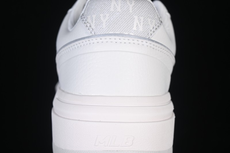 NY MLB Bigball Chunky Liner Denim Monogram New York Yankees Elevated Casual Sneakers - 3ASXM046N50GRL