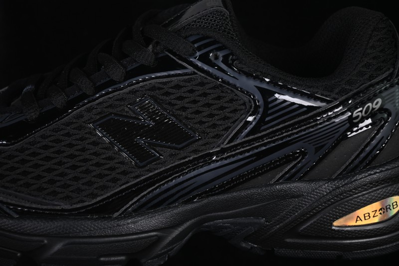 New Balance 509 Retro Running Shoes with Classic Cushioning - U509A1