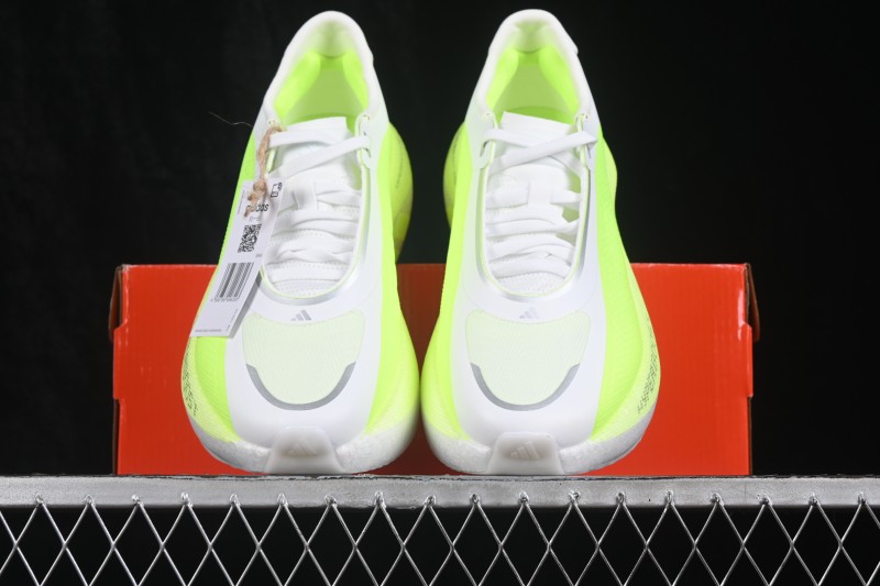Adidas HyperBoost Edge M Running Shoes with Breathable Cushioning - KJ0752