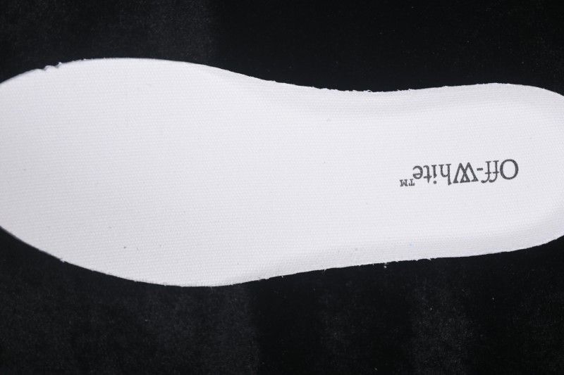 Off-White Out of Office Low-Top Skateboarding Shoes in Off-White Gum Black - WME5