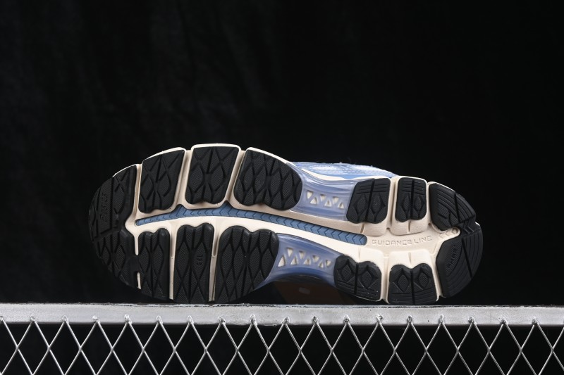 Adidas Original Seamless Knit Running Shoes with 360 Degree Glide Cushioning - 1203B144-102
