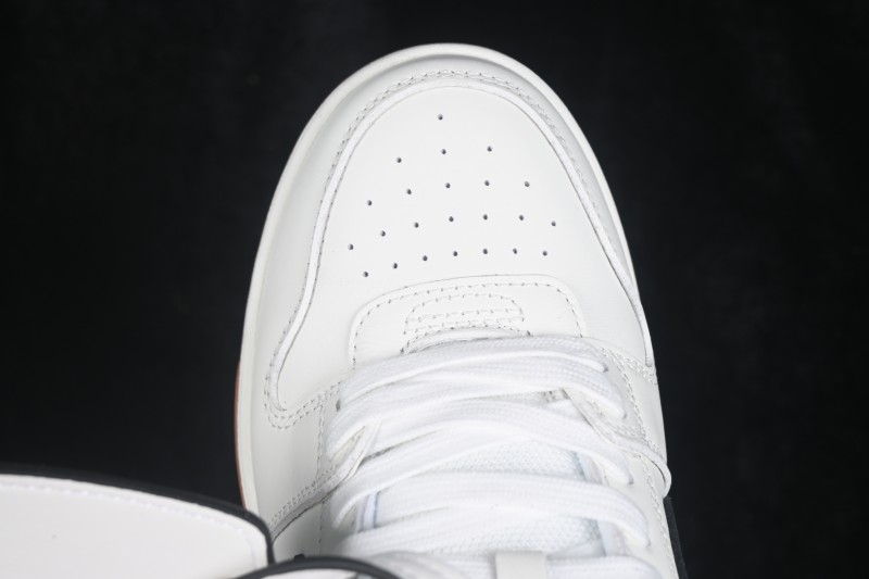 Off-White Out of Office Low-Top Skateboarding Shoes in Off-White Gum Black - WME5