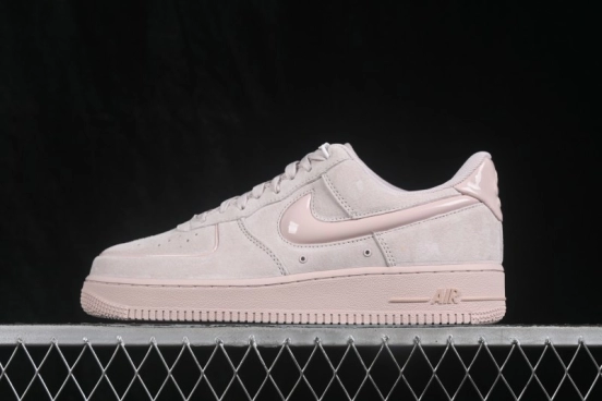 Nike Air Force 1 '07 Low Basketball Sneakers with Classic Leather Upper and Air-Sole Cushioning - HV4406-601