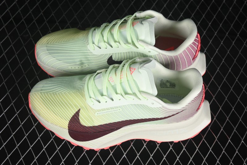 Nike ACG Ultrafly Trail Running Shoes with Responsive Cushioning - HF5668-700
