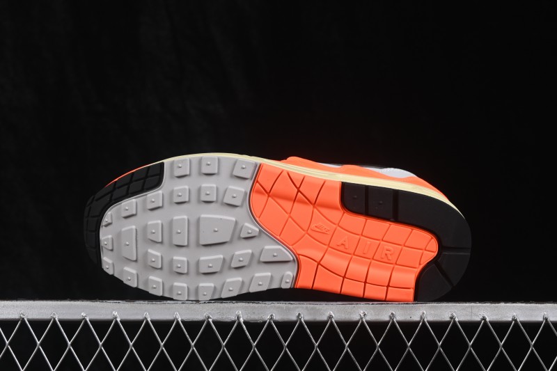 Nike Air Max 1 Retro Running Shoes with Half-Sole Air Cushion - II7055-800