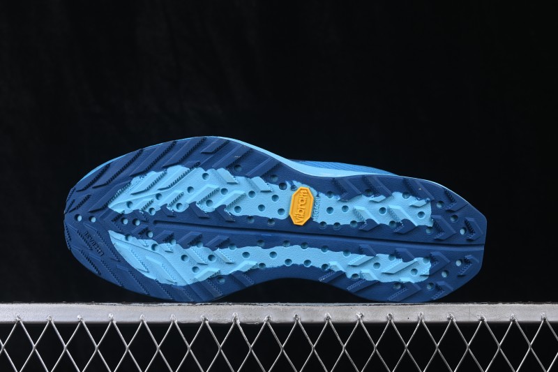 Nike ACG Ultrafly Trail Running Shoes with Responsive Cushioning - HF5668-400