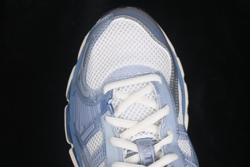 Adidas Original Seamless Knit Running Shoes with 360 Degree Glide Cushioning - 1203B144-102
