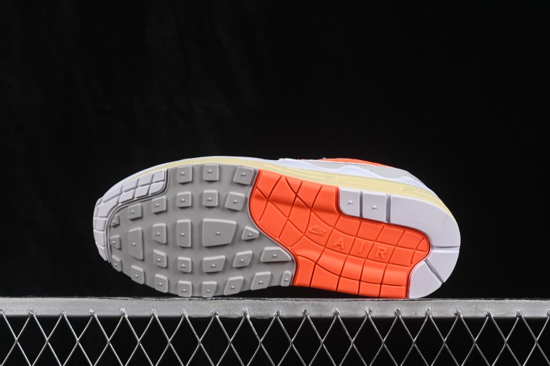 Nike Air Max 1 Retro Running Shoes with Half-Sole Air Cushion - II7055-100