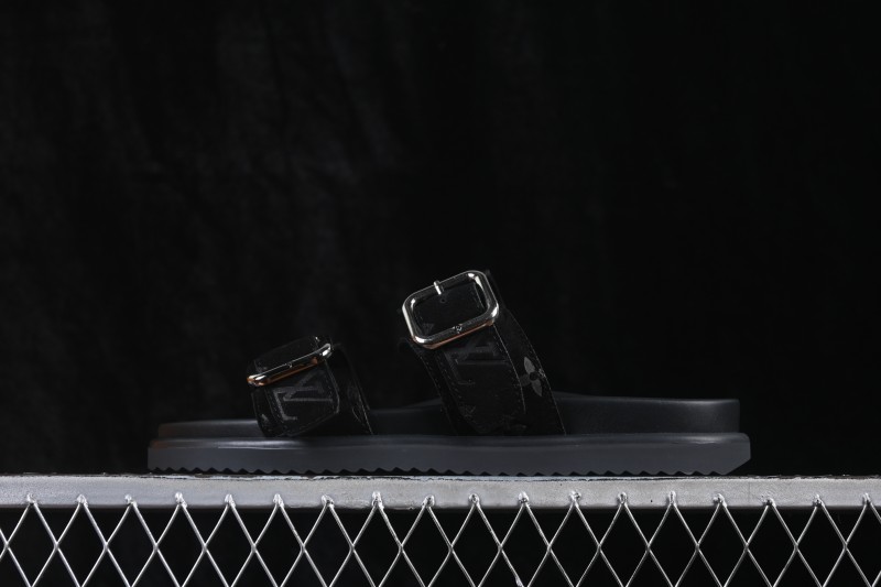 Louis Vuitton Venice Comfort Calfskin Suede Round-Toe Slide Sandals - T.E5