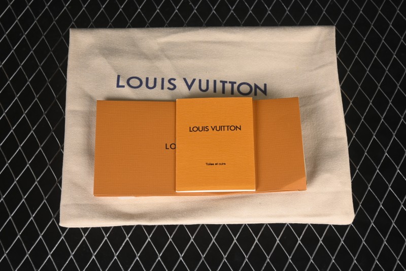 Louis Vuitton Comfort Flat Sandals Calfskin Suede Round Toe Slide - AJE5