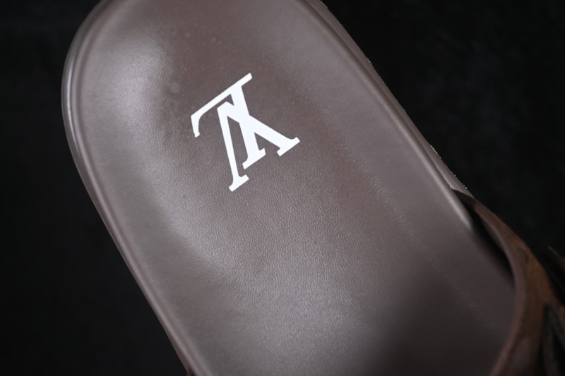Louis Vuitton Venice Comfort Calfskin Suede Round-Toe Slide Sandals