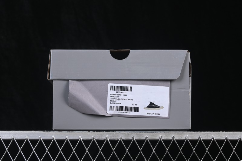 Balenciaga Paris Low Top Lace-Up Mule Worn-Effect Sneakers - W3RC49092