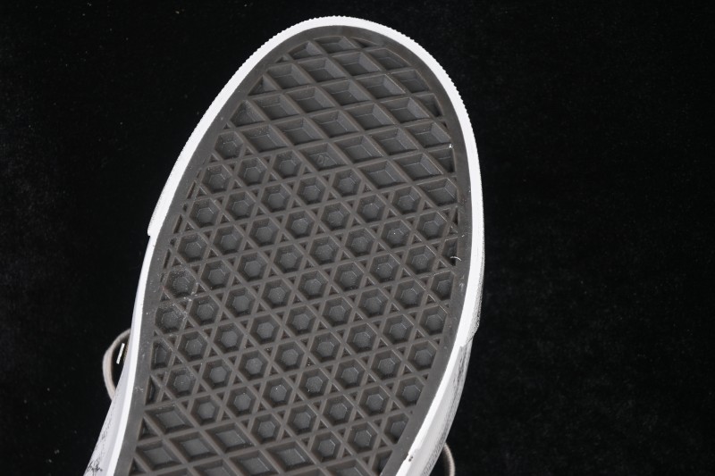 Vans Authentic 44 Low Top Vulcanized Skate Shoes - VN000D9NWVD