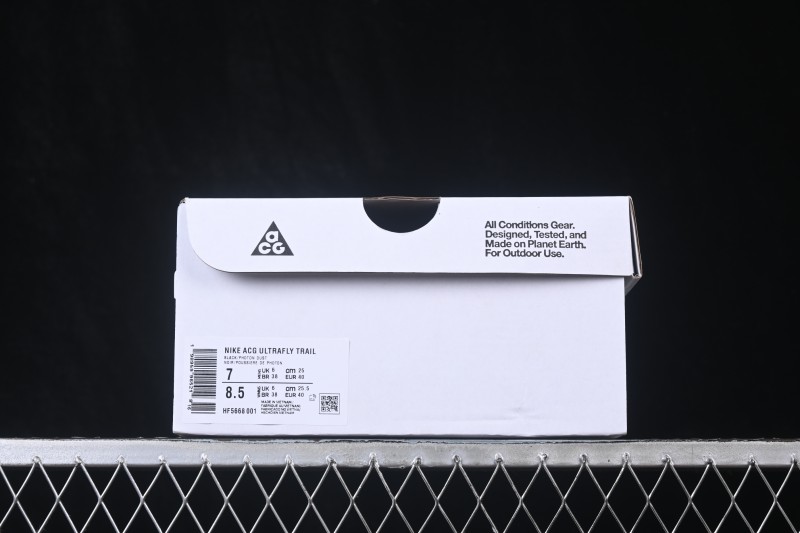 Nike ACG Ultrafly Trail Running Shoes with Cushioned Racing Design - HF5668-001