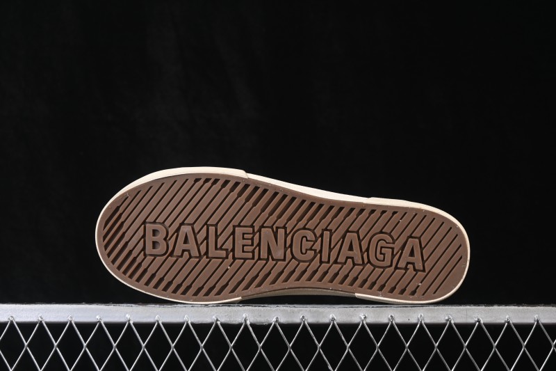 Balenciaga Paris Low Top Distressed Lace-Up Fashion Sneakers - W1RH50216