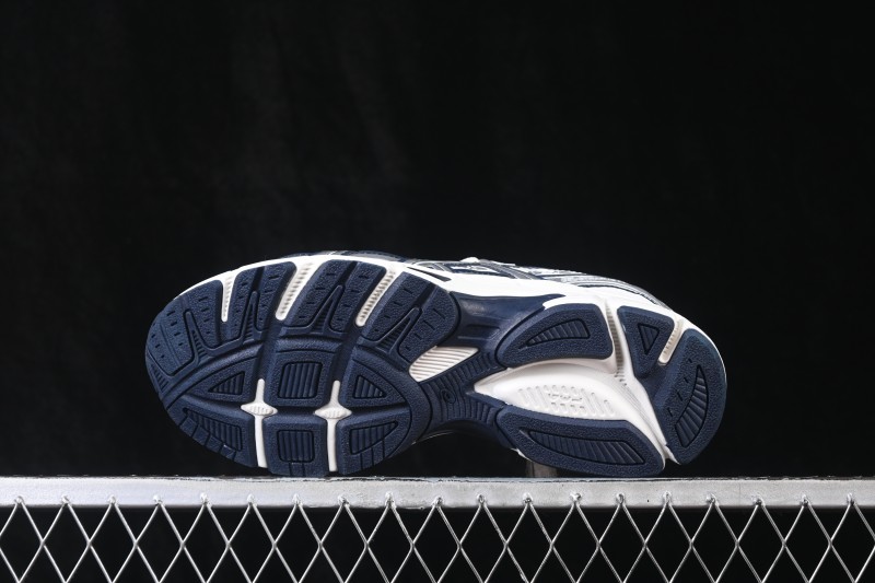 Asics Gel-Stratus MC Retro Casual Running Shoes - 1203B049-103
