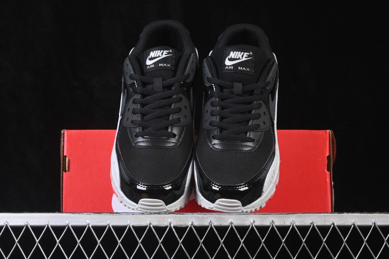 Nike Air Max 90 Retro Running Shoes with Air Cushion - 325213-031