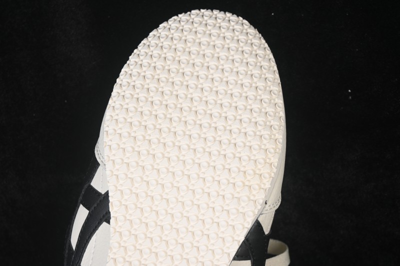 Onitsuka Tiger Machu Racer Low-Top Casual Lifestyle Shoes - 1183B770-200