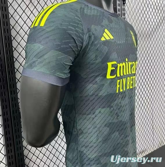 Player Version 23/24 Real Madrid Camouflage Green Jersey