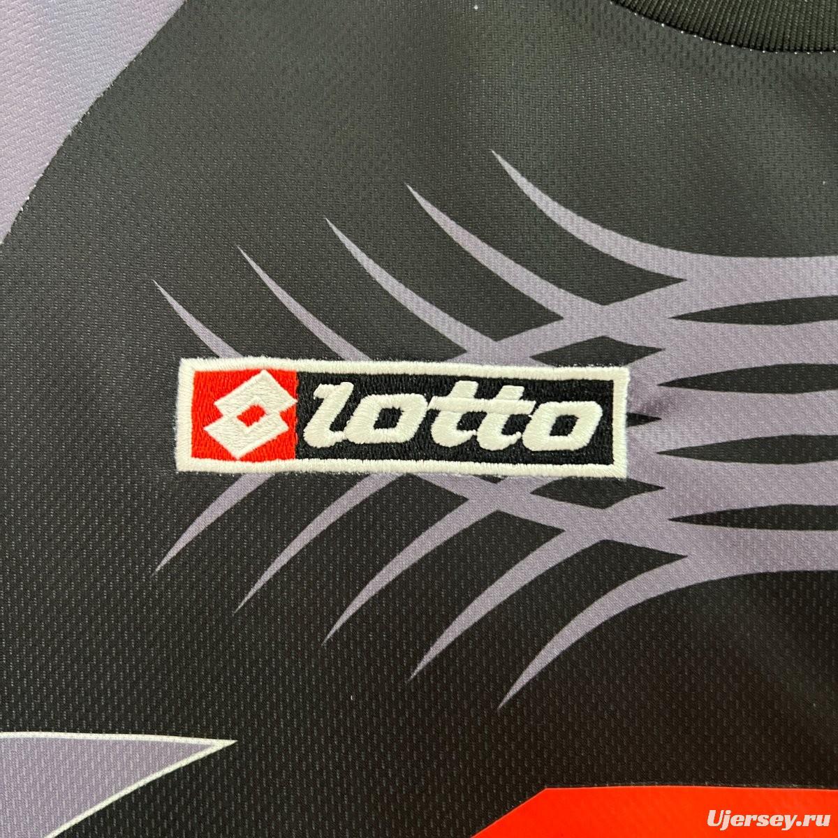 Retro 01/02 Juventus Black Goalkeeper Jersey