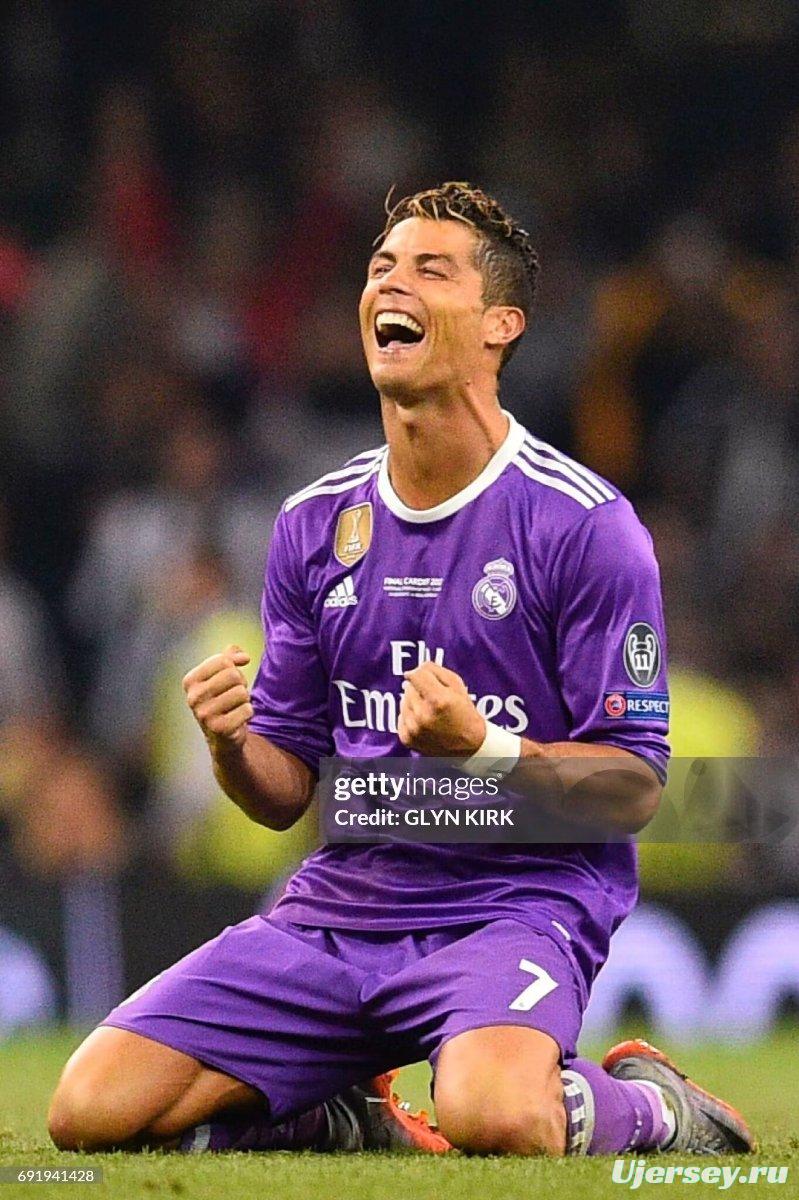 Player Version Retro 16/17 Real Madrid Away Long Sleeve Jersey