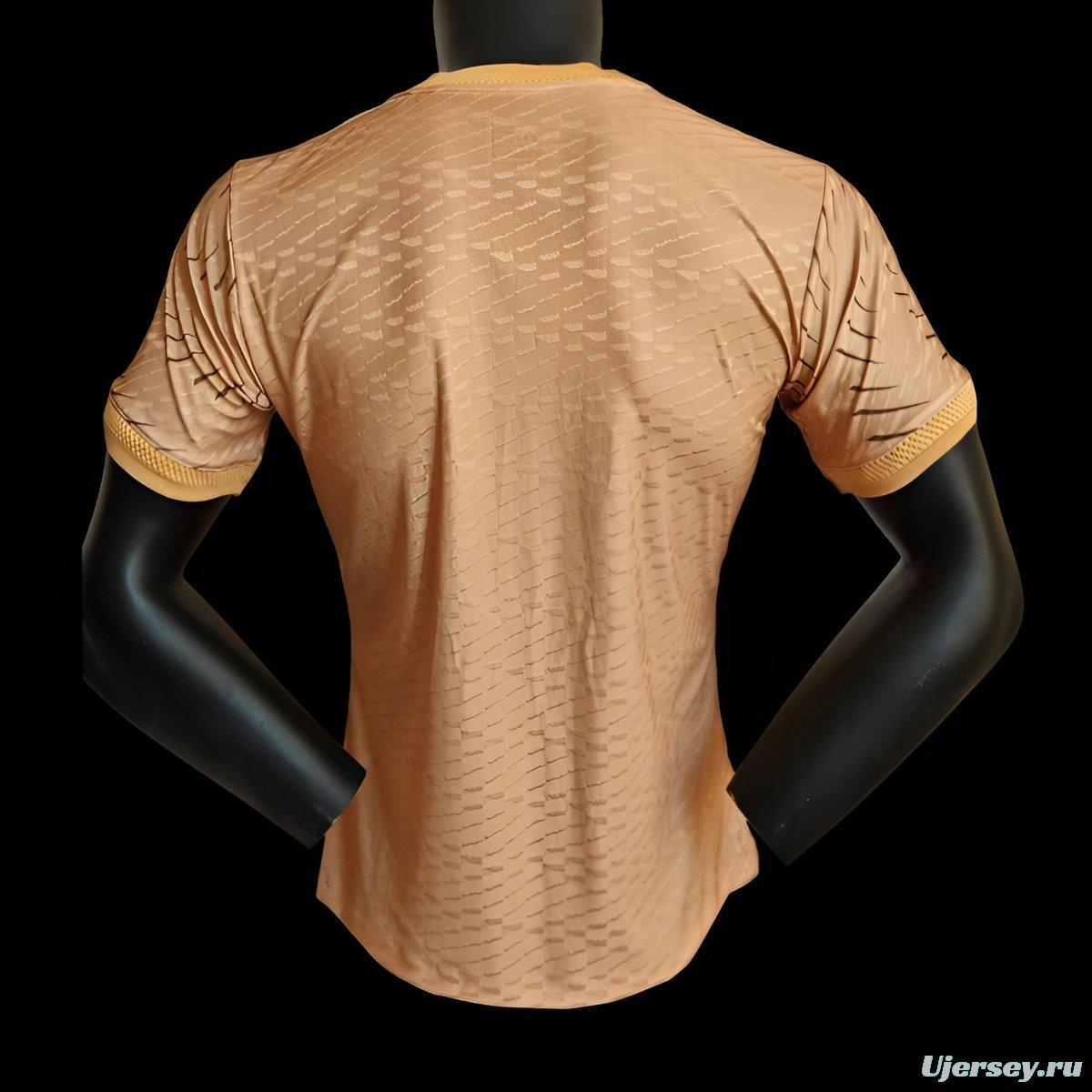 Player Version 24/25 Real Madrid Golden Special Jersey